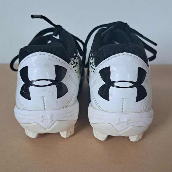 Under Armour Size 12 Youth Black and White Baseball Cleats - Picture 3 of 9